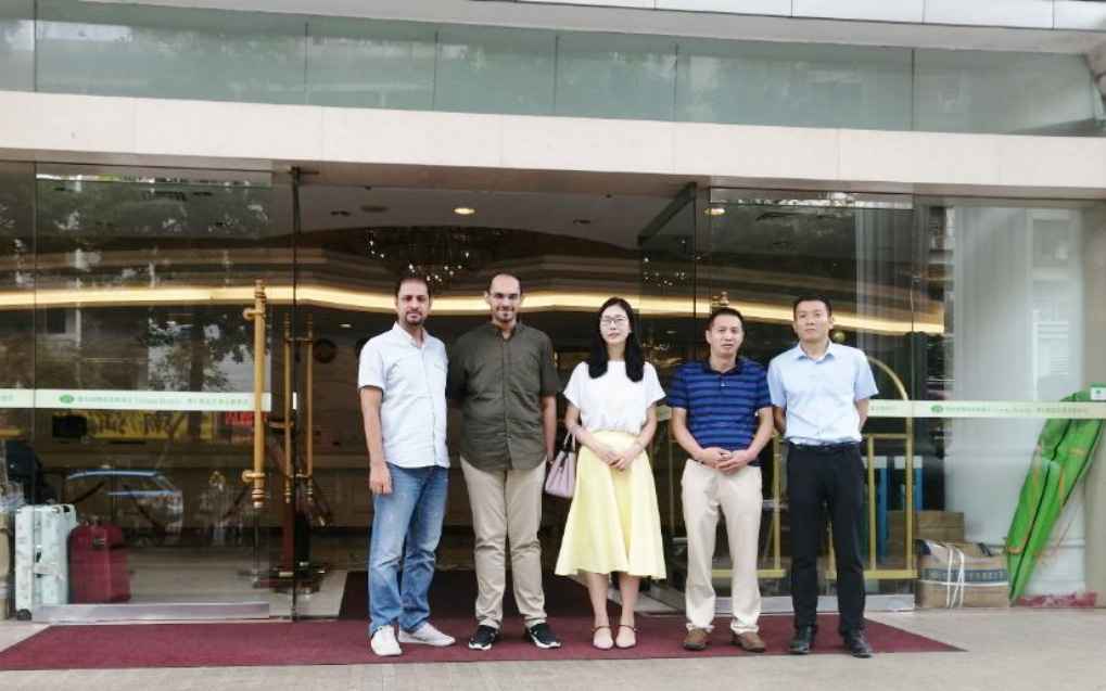 Strengthen cooperation with customers and expand market share